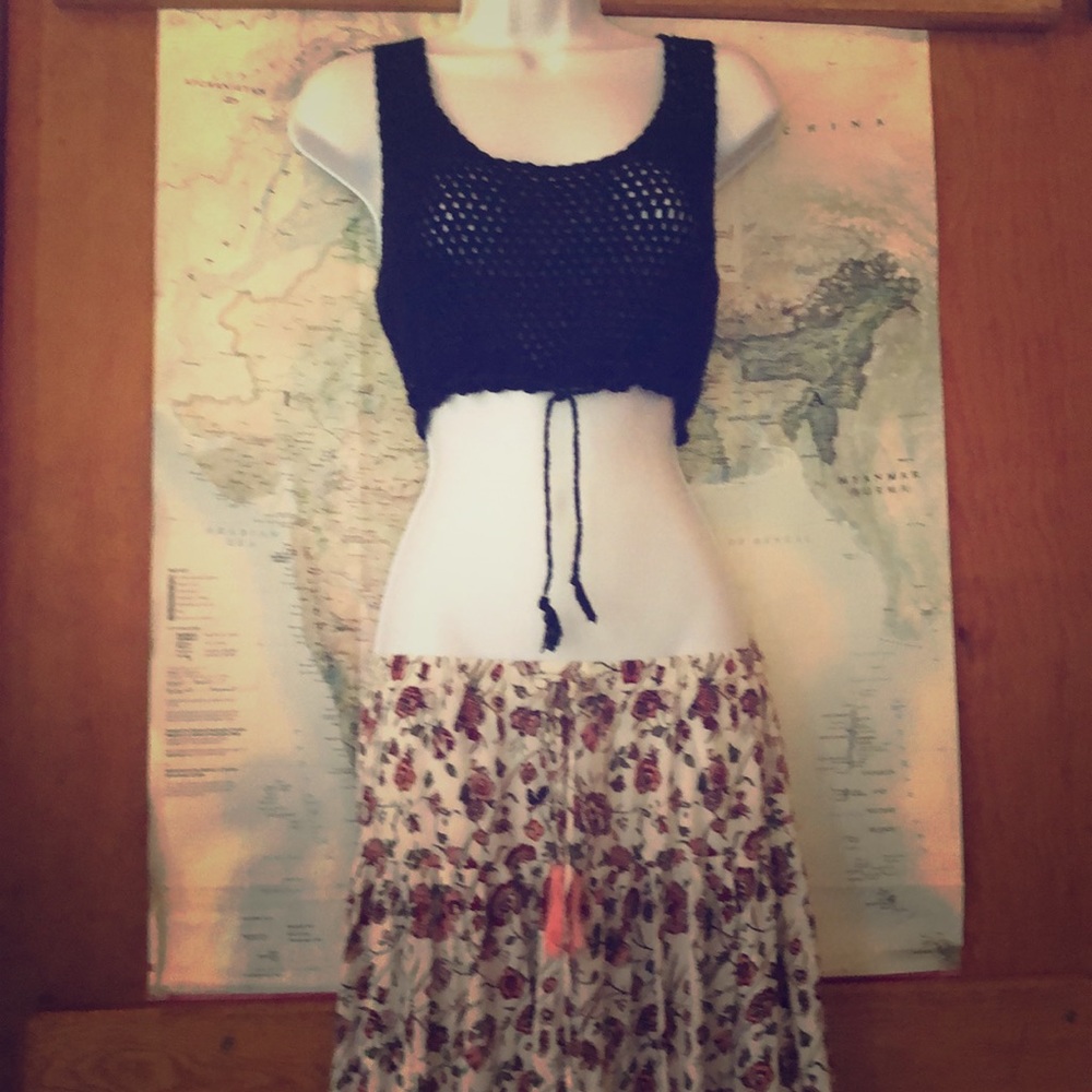 Vintage crotchet crop top
